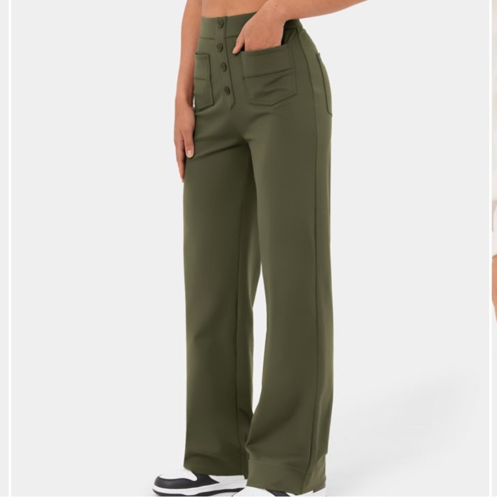 NWOT - High waisted button straight leg casual pants